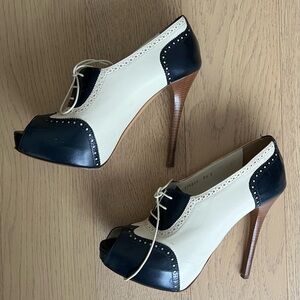 Ralph Lauren Collection ankle booties, size US9.5, heels: 5 inches